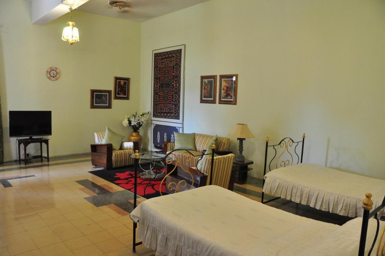 Orchard Palace Gondal Extérieur photo